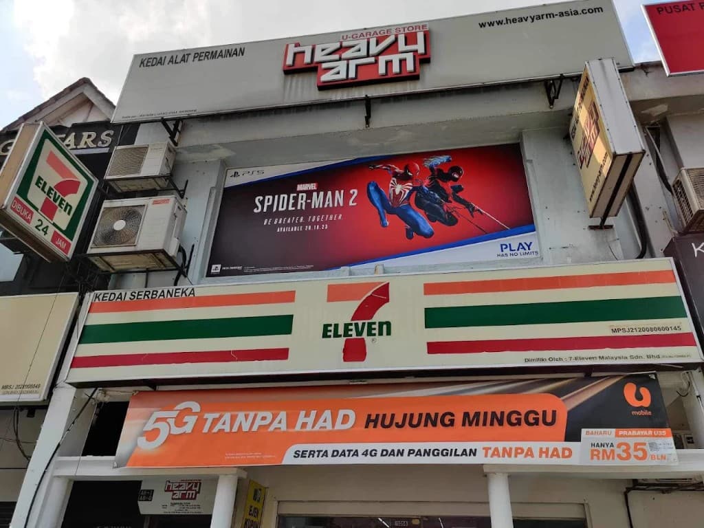 HeavyArm Store storefront at A8 First Floor Jalan SS15/8a Subang Jaya — gaming retailer above 7-Eleven